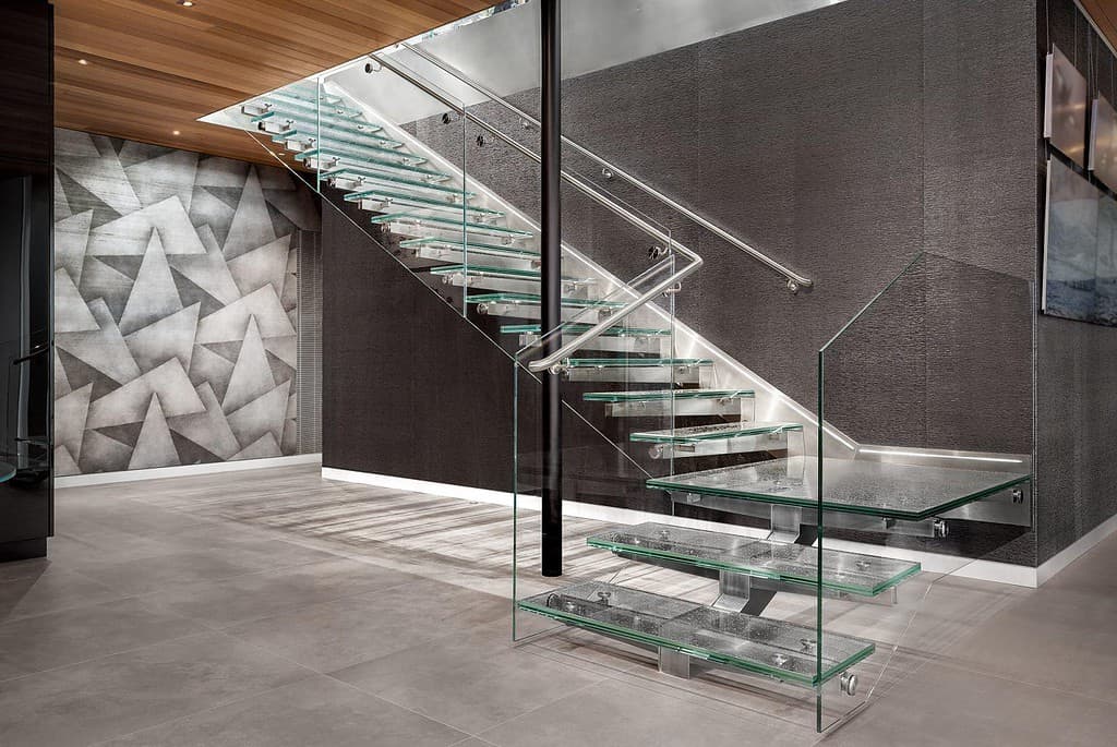 Aesthetics of Glass Staircase